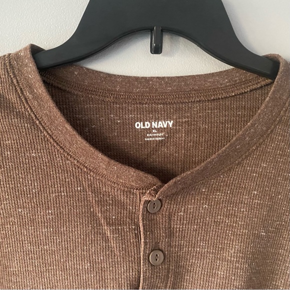 Old Navy Brown Thermal Quarter Button Long Sleeve - Men’s XL - Picture 2 of 3